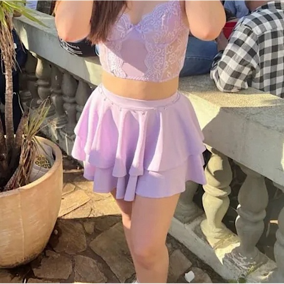 Two Layer Hem Skirt - Picture 3 of 4